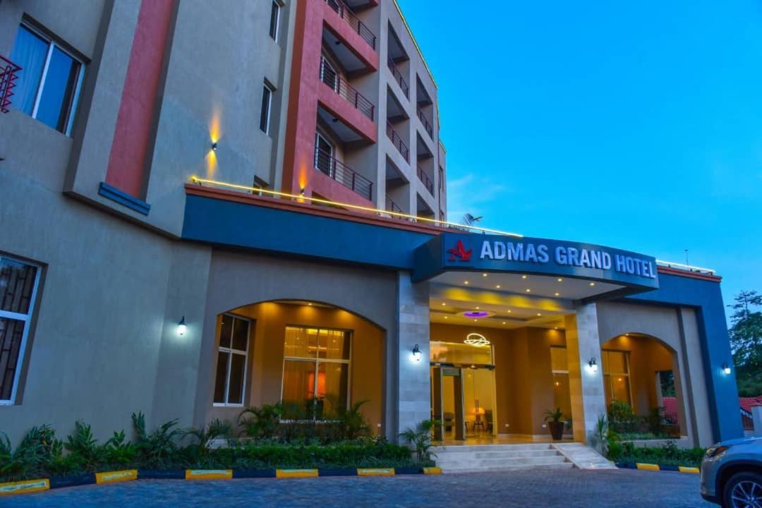 Admas Grand Hotel Entebbe Eksteriør bilde