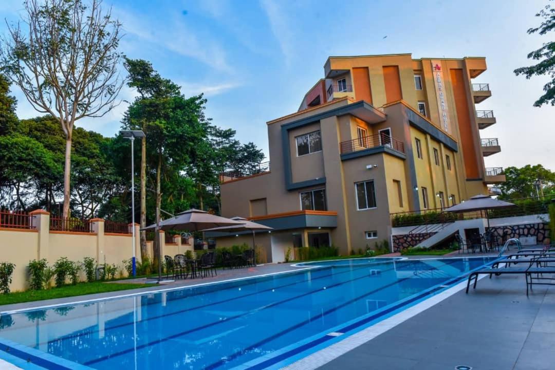 Admas Grand Hotel Entebbe Eksteriør bilde
