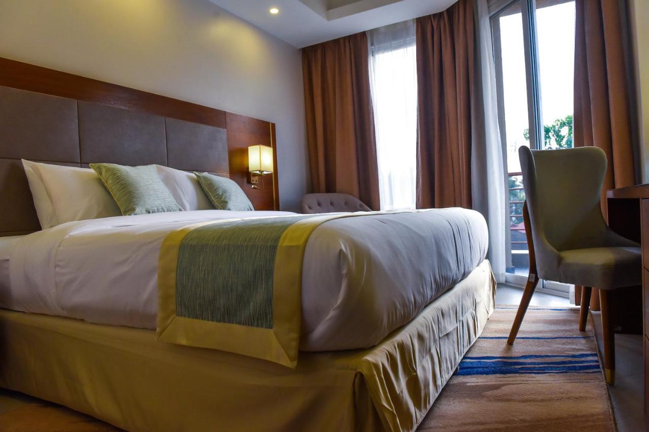 Admas Grand Hotel Entebbe Eksteriør bilde